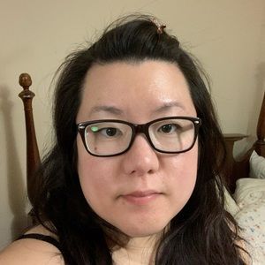 Meet your Posher, Lena